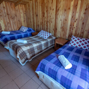 Cabaña 4 para 7 personas cama matrimonial y camas individuales